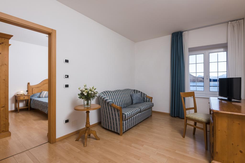 Grand Hotel Molveno Bilik gambar